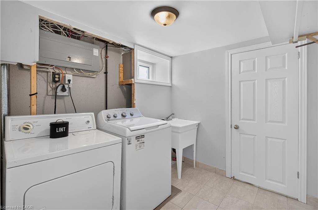 24 Castlefield Drive Property Photo 26