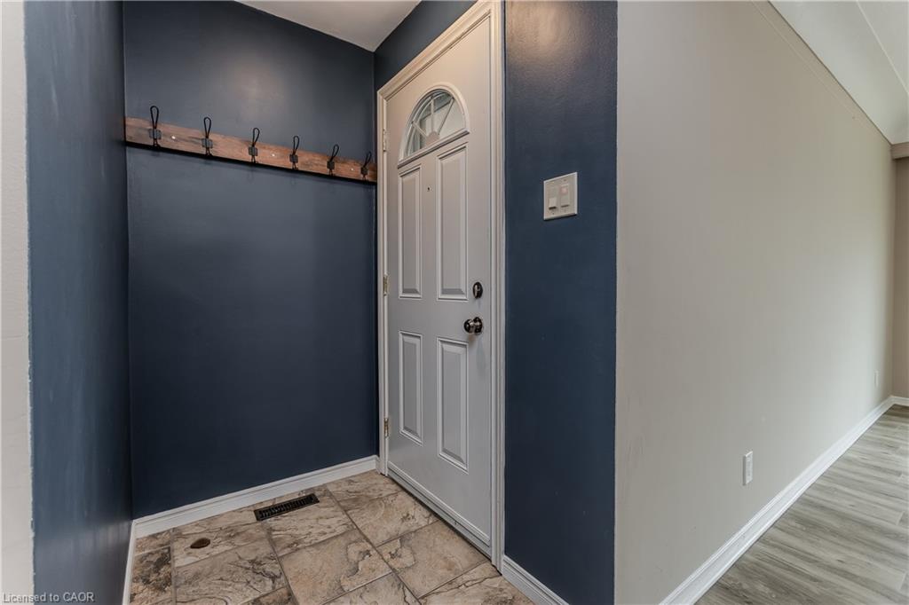 307 Dunsmure Road Property Photo 4