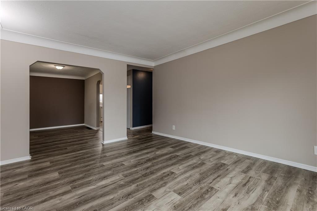 307 Dunsmure Road Property Photo 8