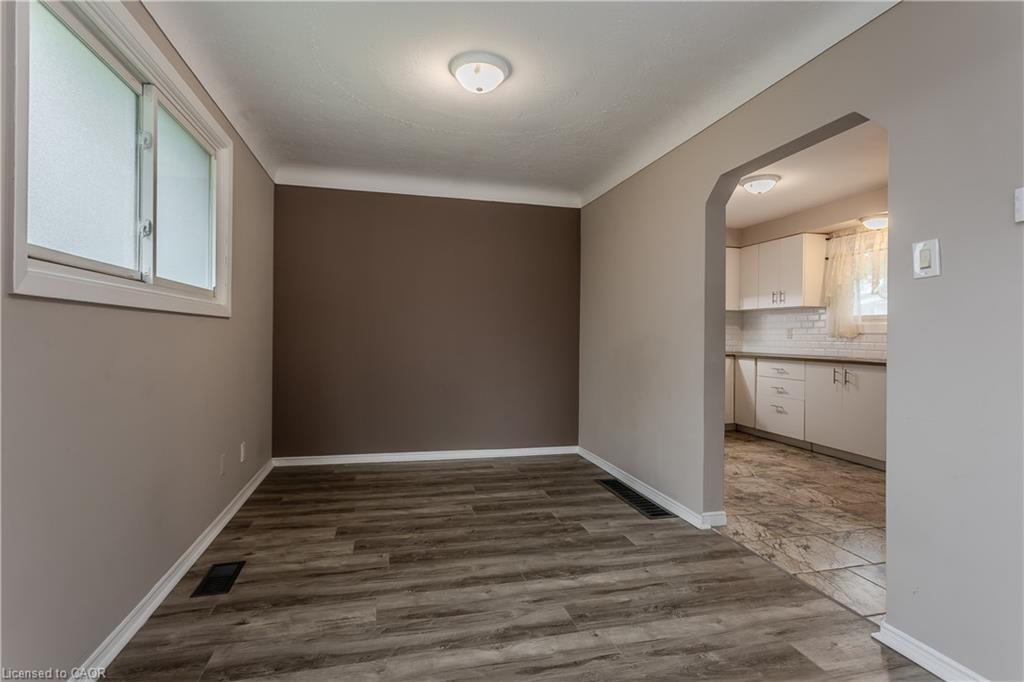 307 Dunsmure Road Property Photo 10