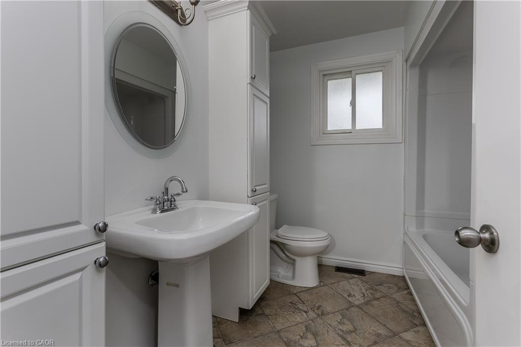 307 Dunsmure Road Property Photo 17