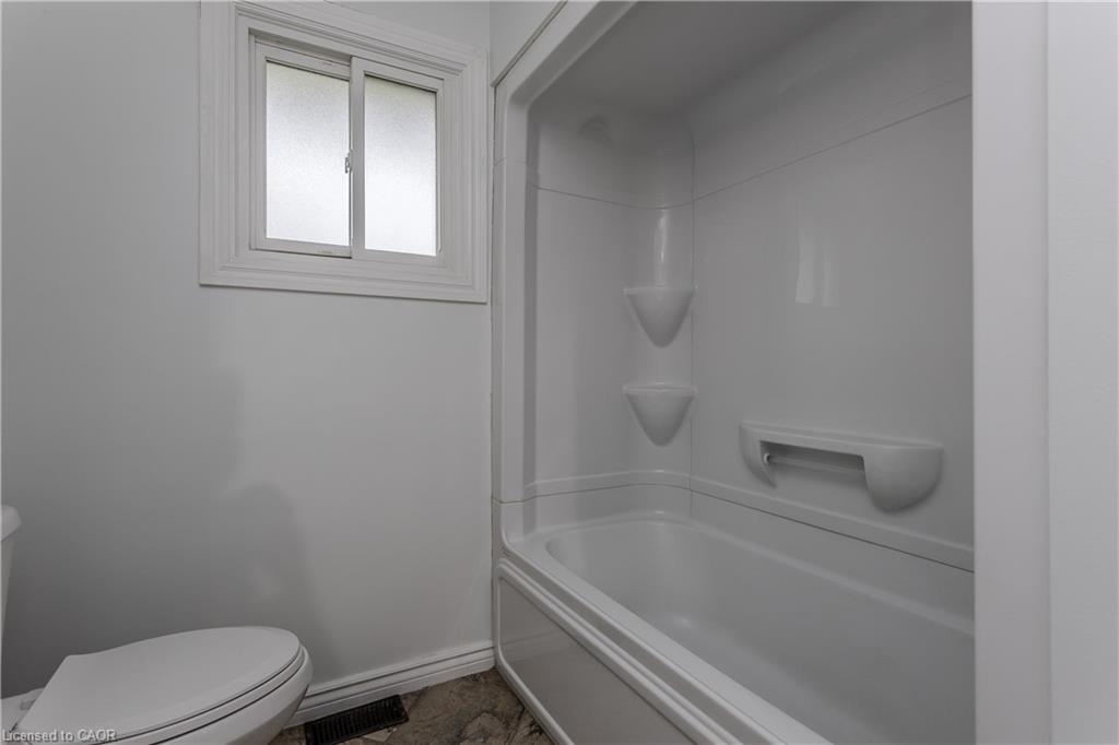 307 Dunsmure Road Property Photo 18
