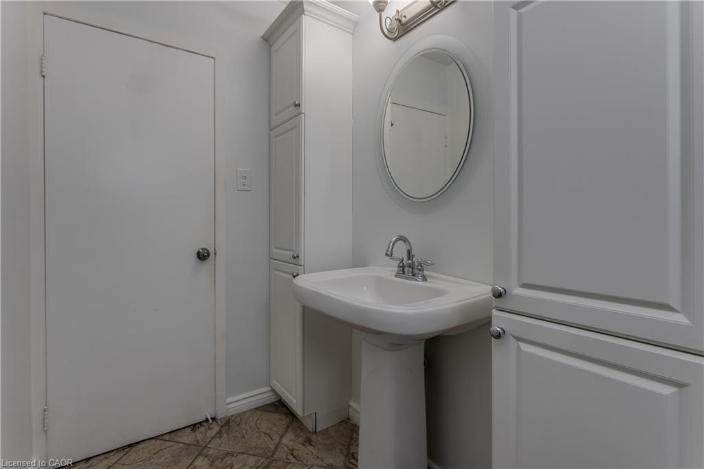 307 Dunsmure Road Property Photo 19