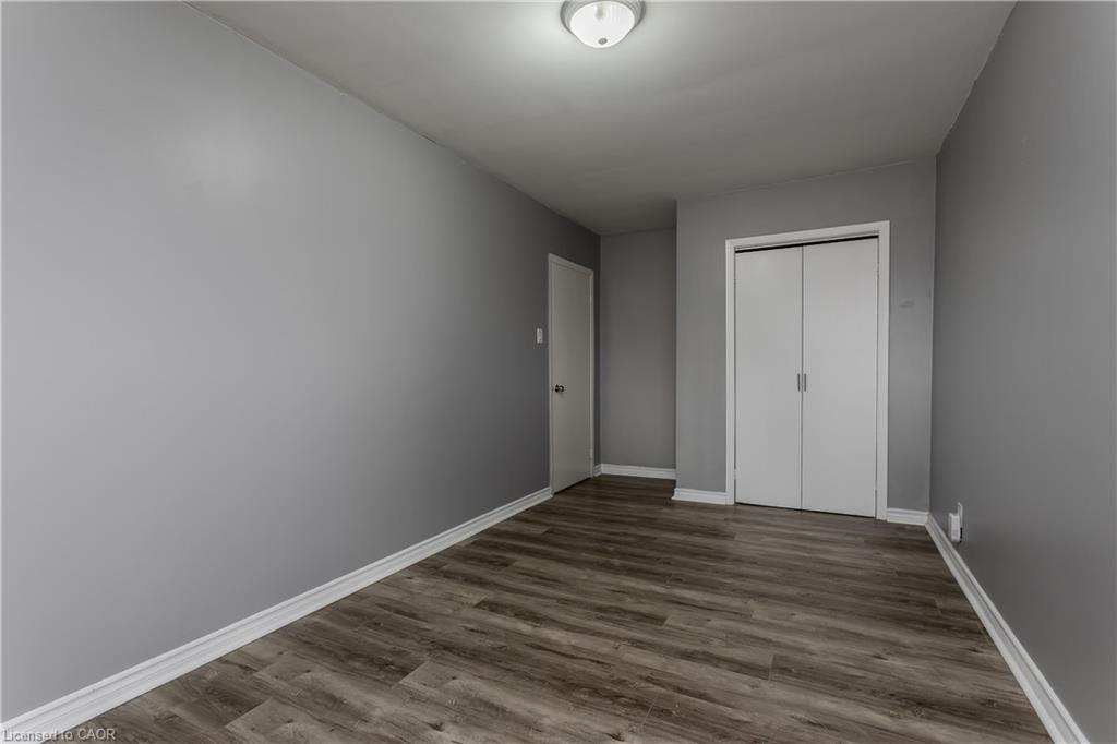 307 Dunsmure Road Property Photo 23