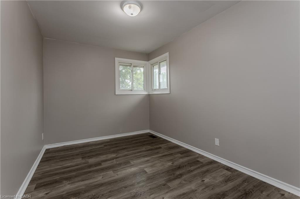307 Dunsmure Road Property Photo 24