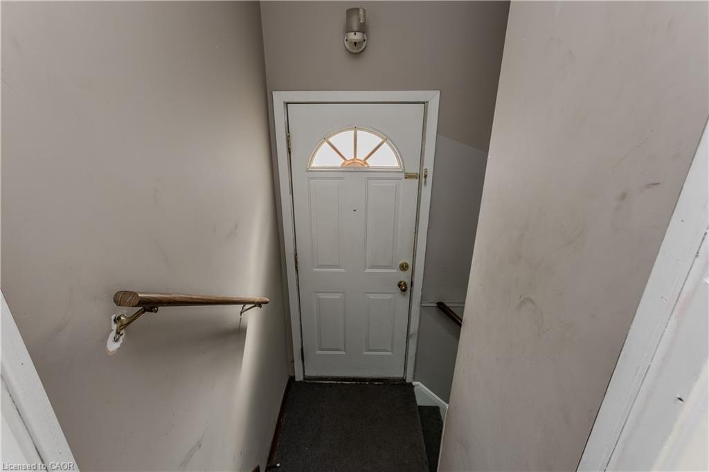 307 Dunsmure Road Property Photo 28