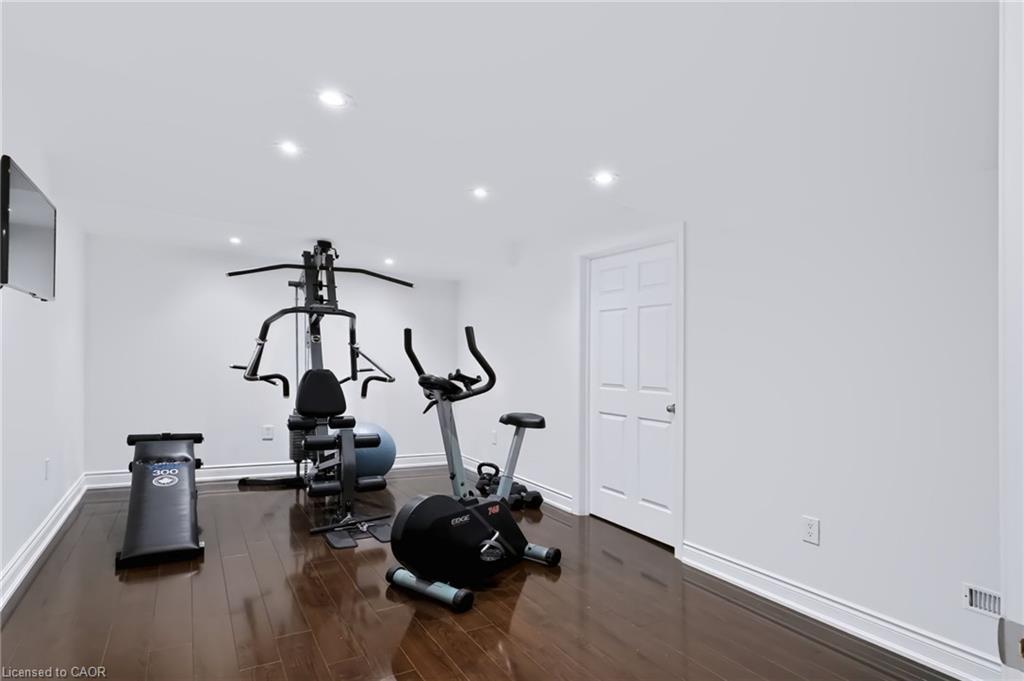 2097 Innkeeper Court Property Photo 44