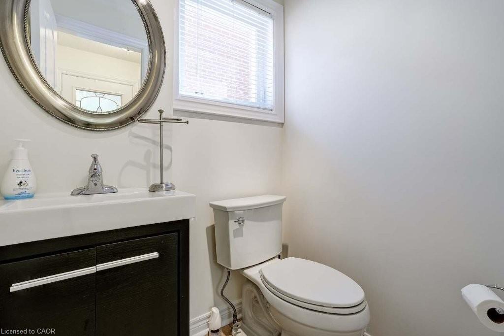 7265 Sandhurst Drive Property Photo 11
