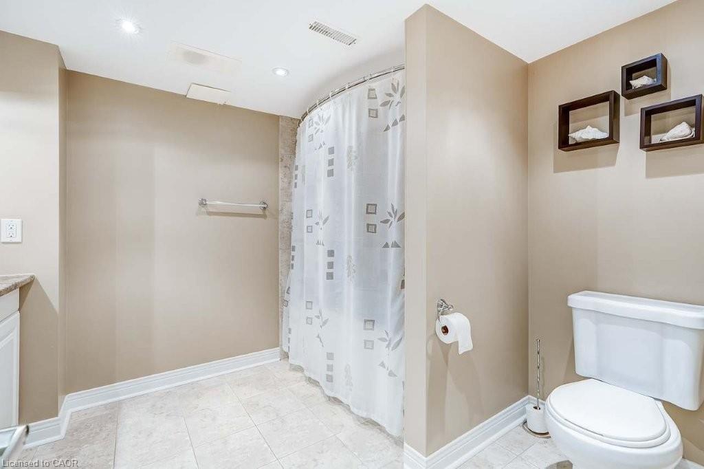 7265 Sandhurst Drive Property Photo 20