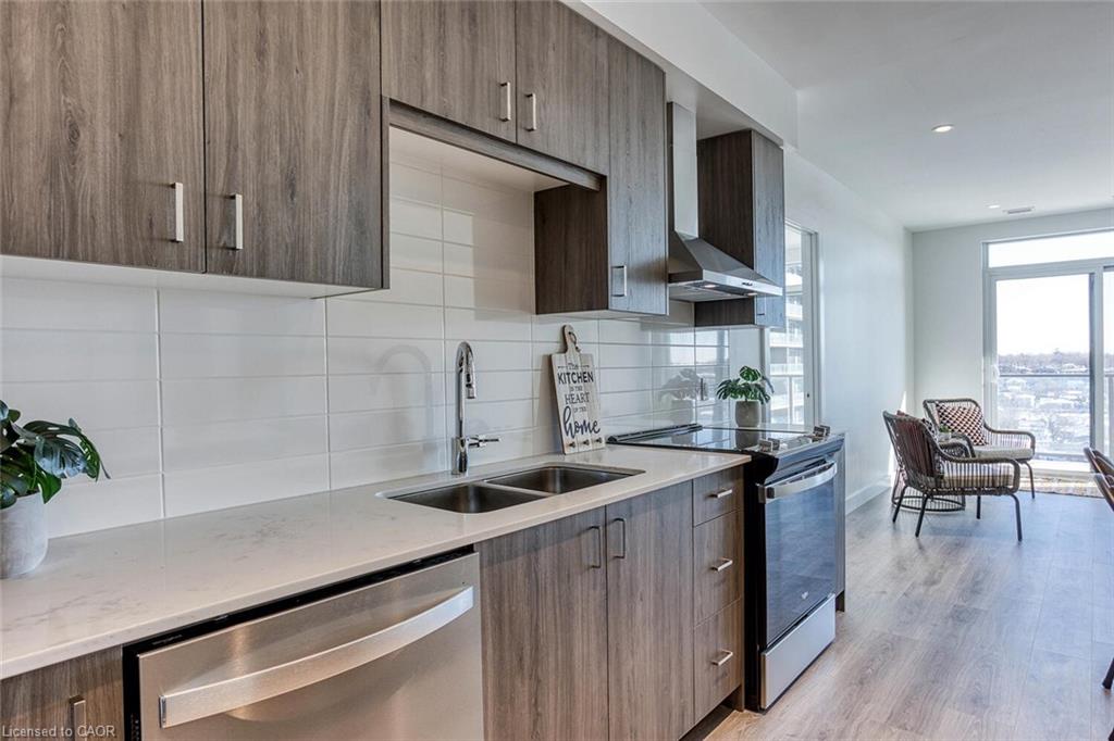 1009-15 Glebe Street Property Photo 10