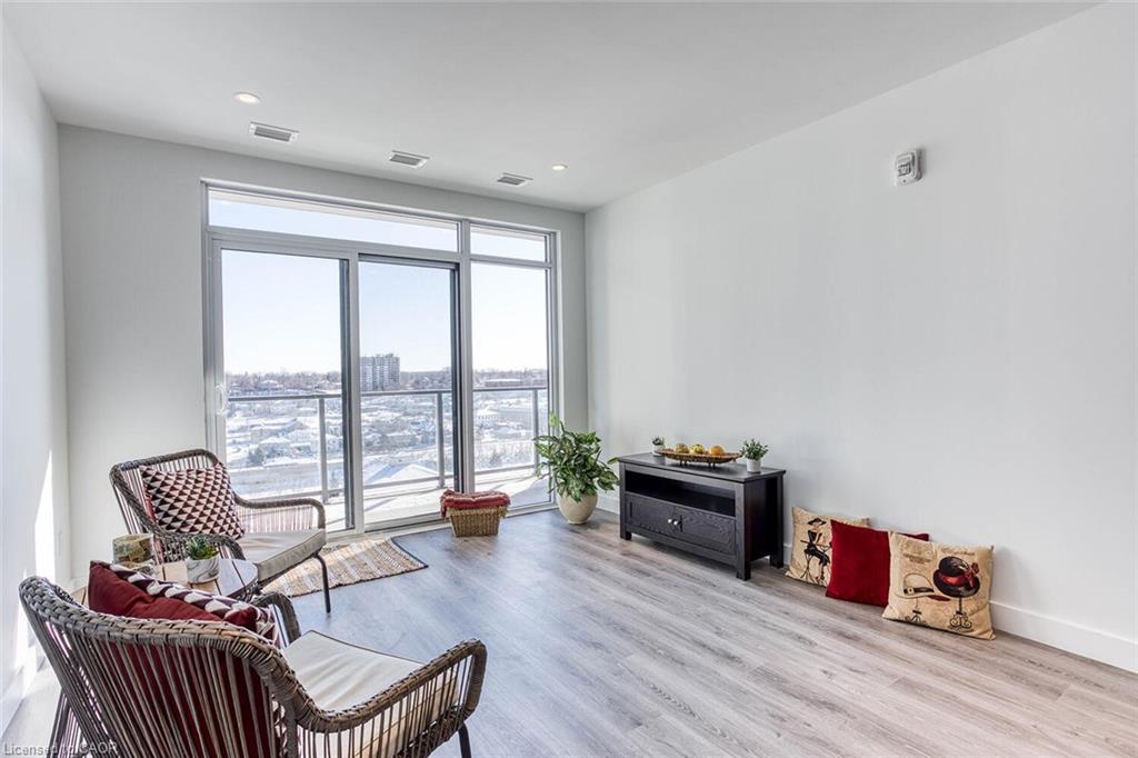 1009-15 Glebe Street Property Photo 16