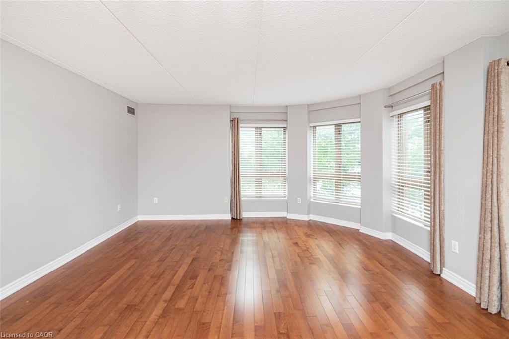 105-56 Kerman Avenue Property Photo 11