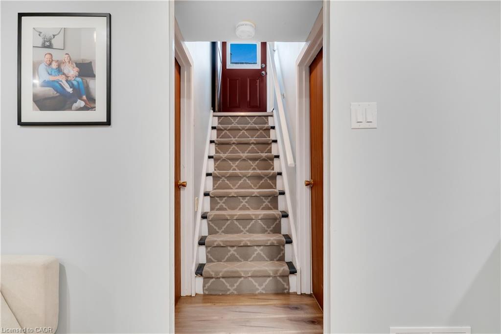 83 Kimberly Crescent Property Photo 21