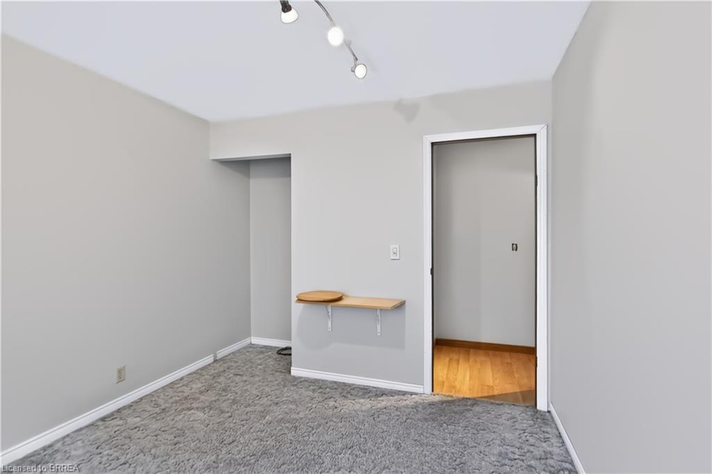 79 Hobart Crescent Property Photo 16