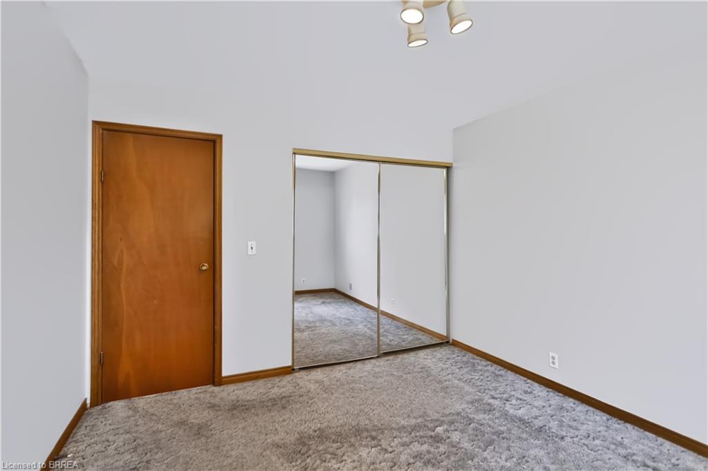 79 Hobart Crescent Property Photo 18