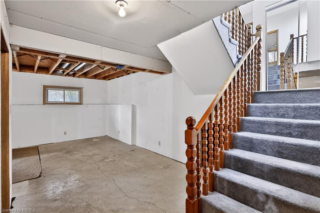 79 Hobart Crescent Property Photo 22