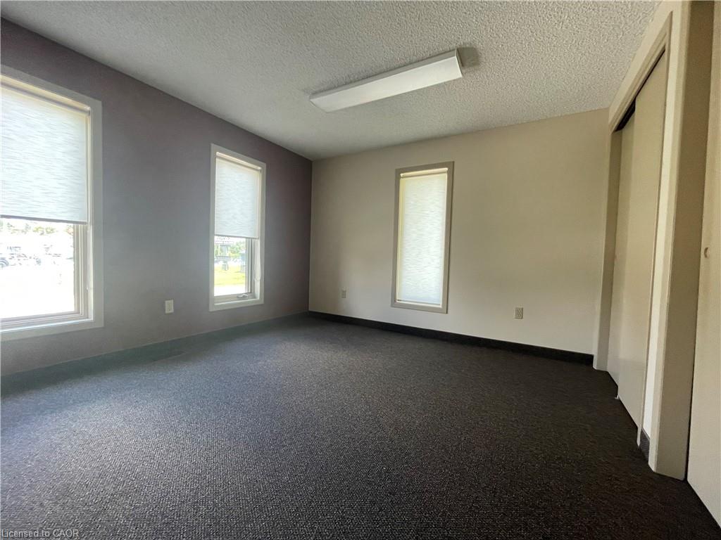 6453 Hamlyn Street Property Photo 10