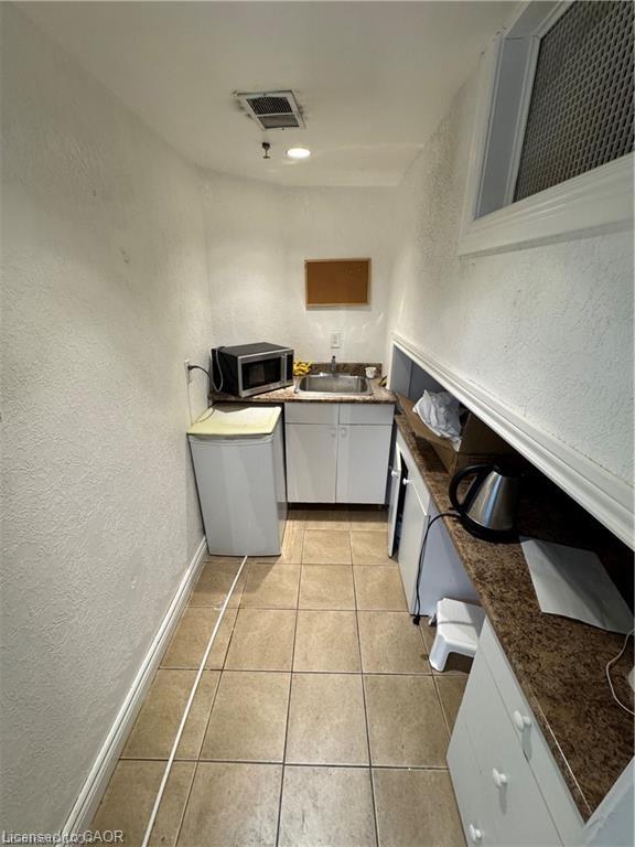 8b-2200 Rymal Road E Property Photo 19