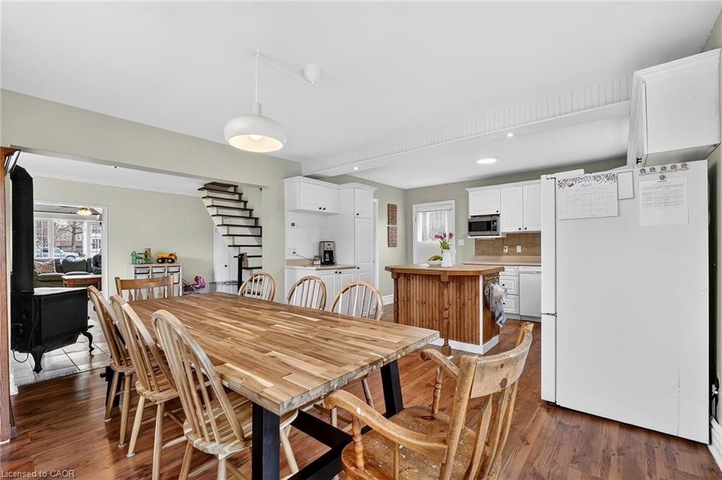 122 South Cayuga Street W Property Photo 18