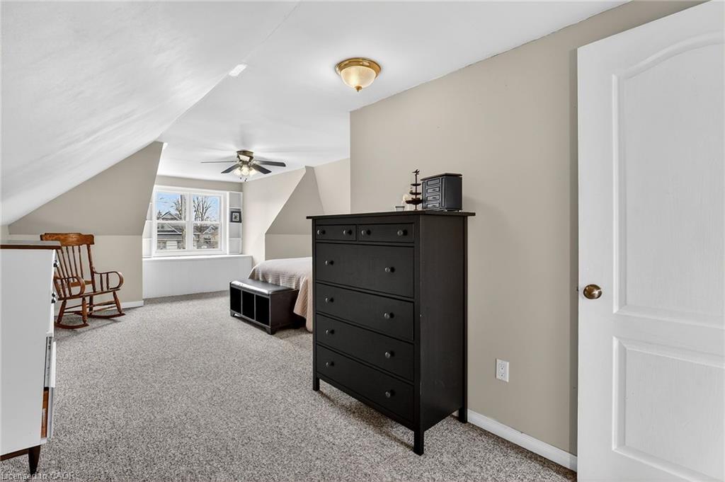 122 South Cayuga Street W Property Photo 37