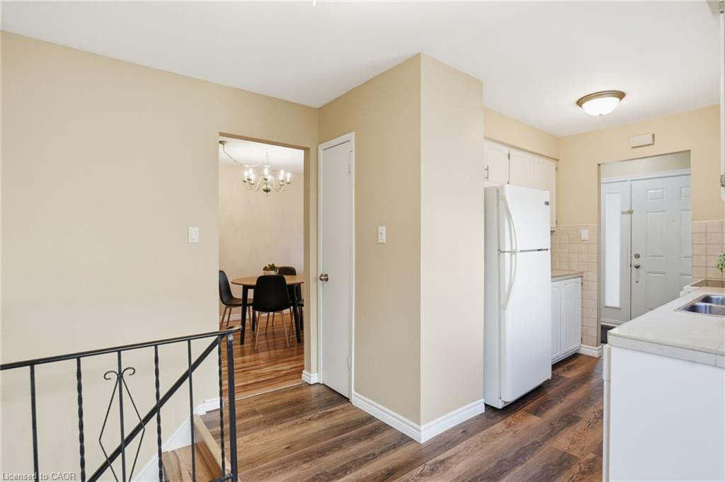 94 Wendover Drive Property Photo 12