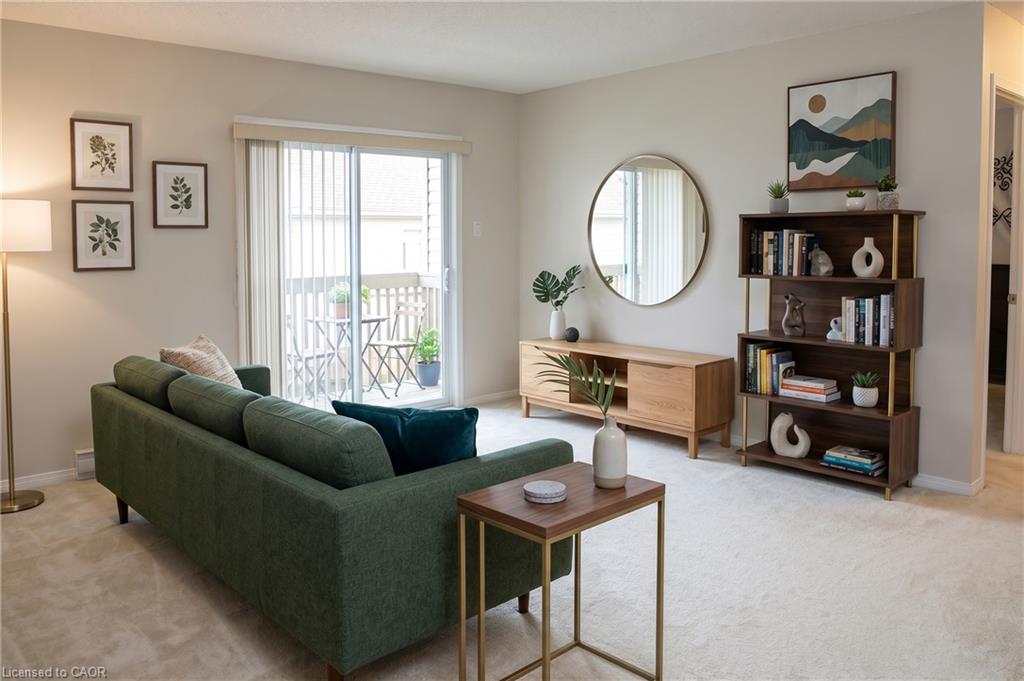 312-565 Greenfield Avenue Property Photo 2