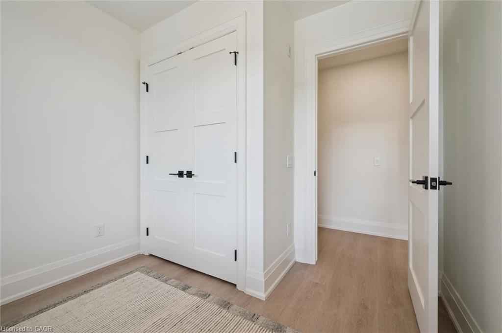 409-6523 Wellington Road 7 Property Photo 28