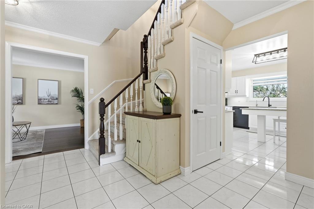 10 Acacia Street Property Photo 6
