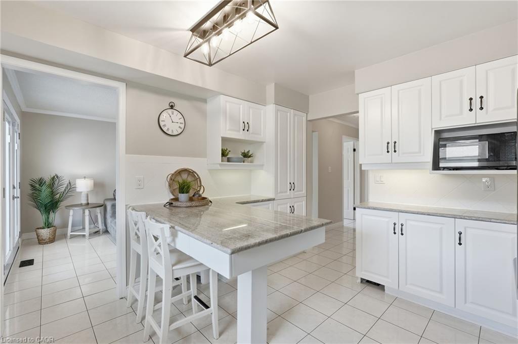 10 Acacia Street Property Photo 16