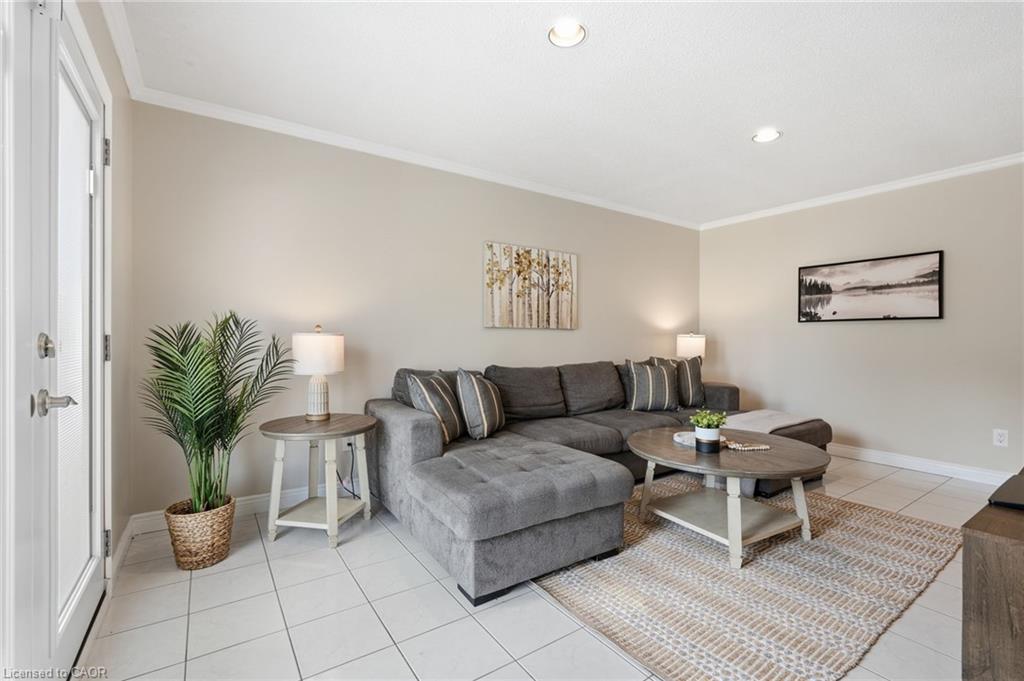 10 Acacia Street Property Photo 17