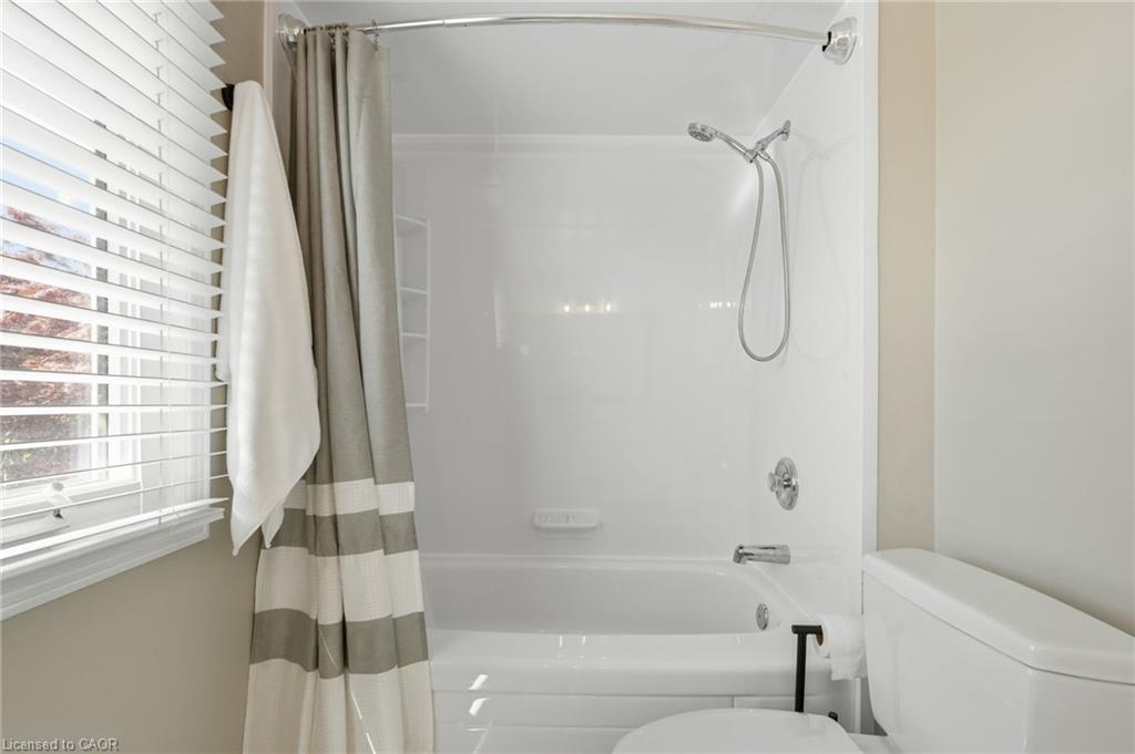 10 Acacia Street Property Photo 31