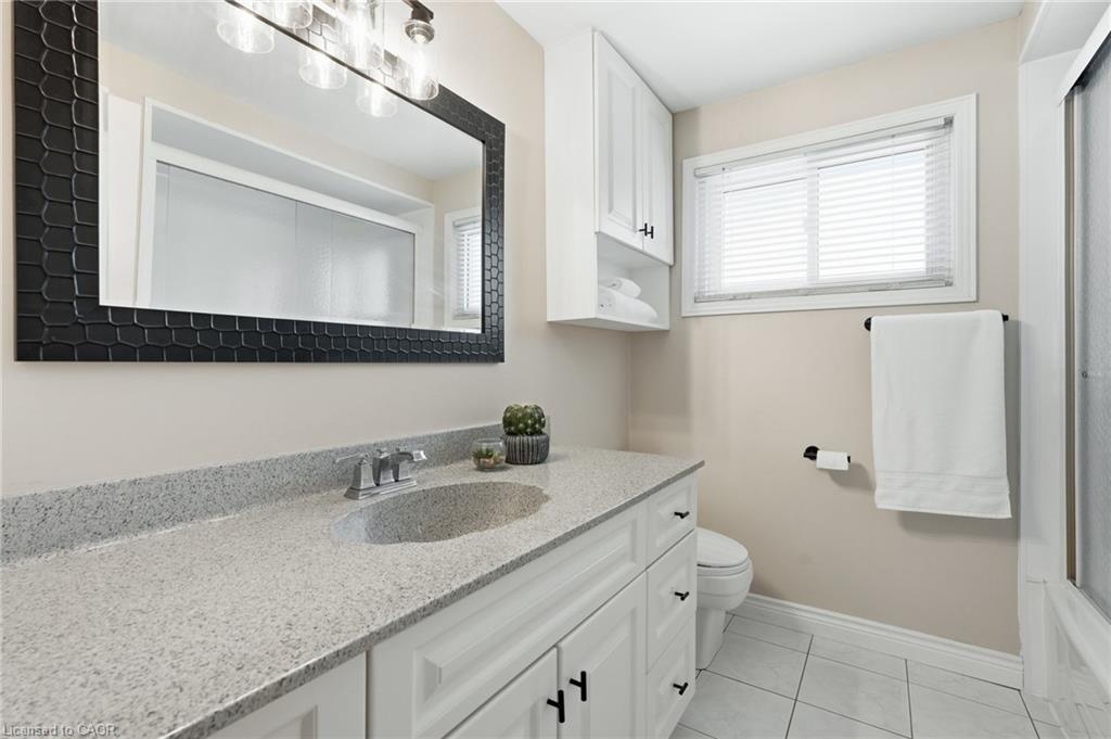 10 Acacia Street Property Photo 35