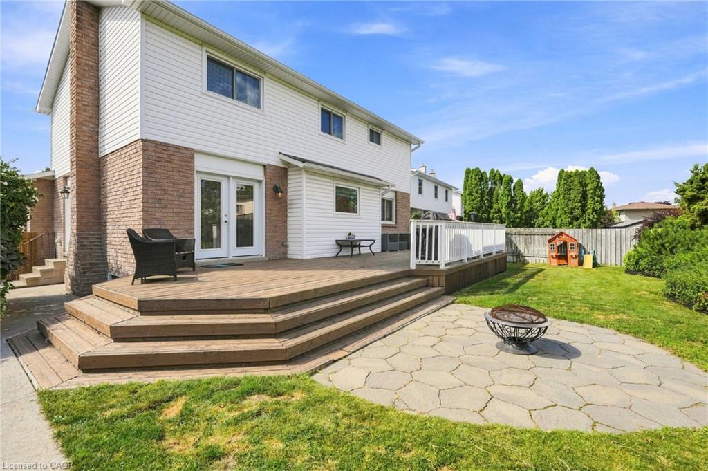 10 Acacia Street Property Photo 45