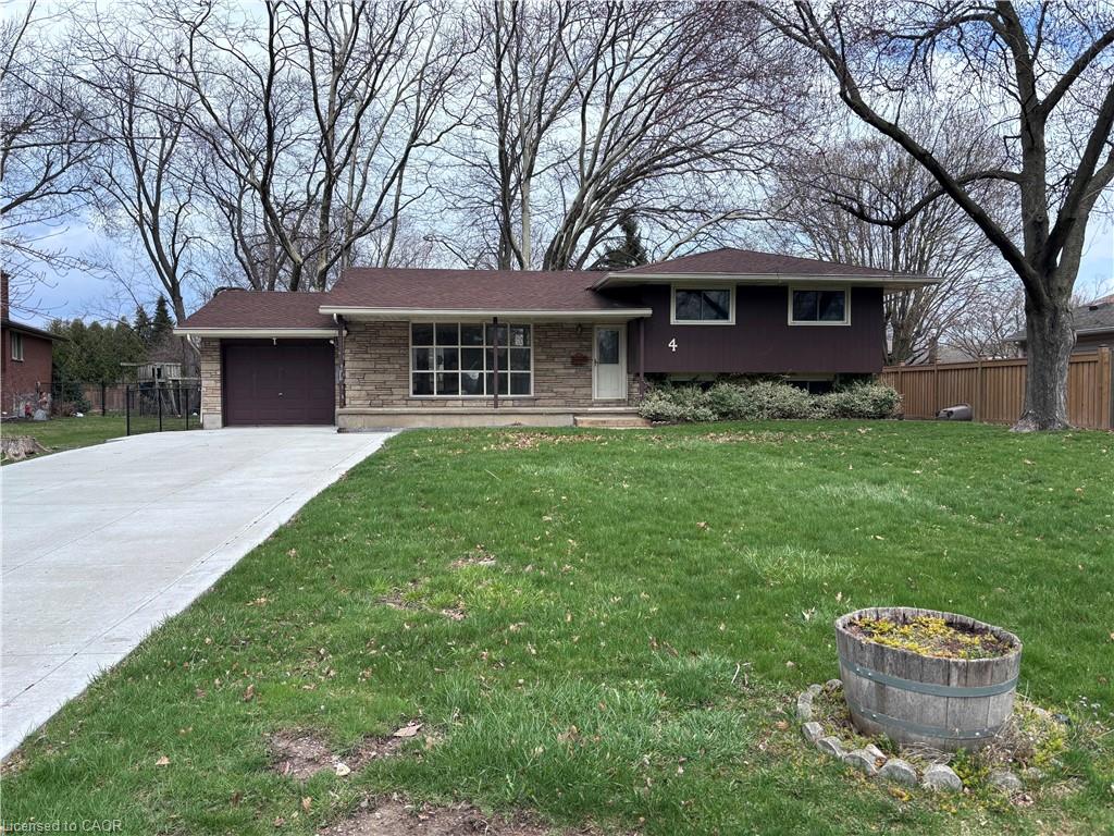 4 Beechwood Court Property Photo 1