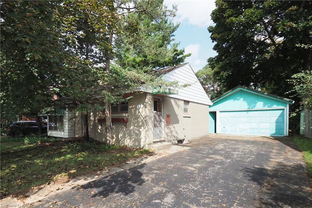 12 Oakwood Avenue Property Photo 1