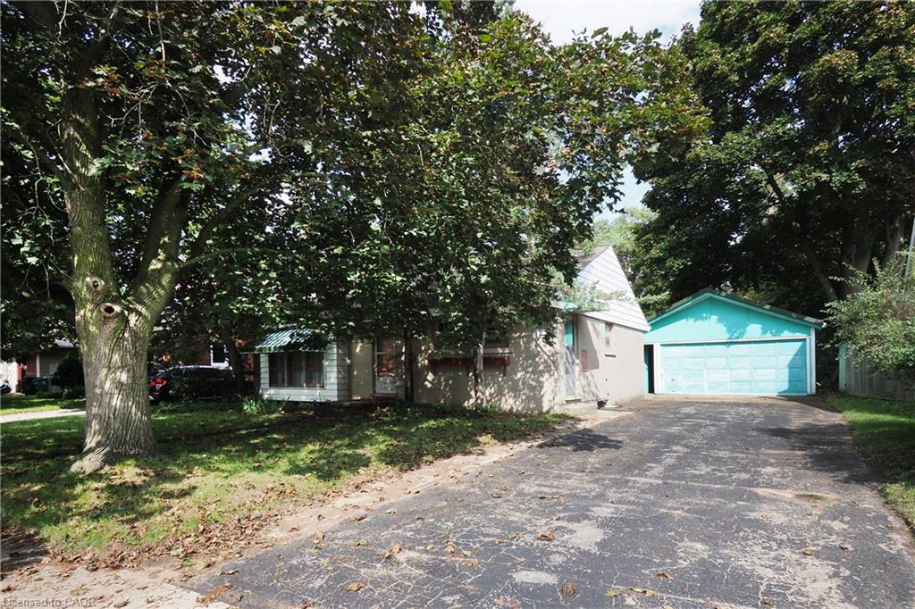 12 Oakwood Avenue Property Photo 2