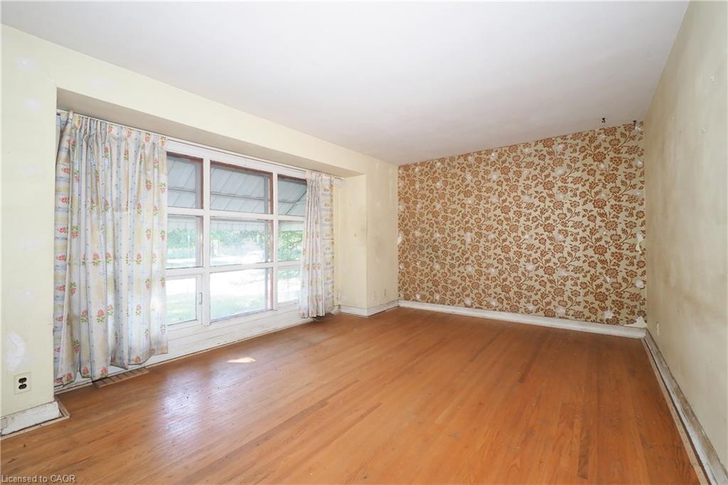 12 Oakwood Avenue Property Photo 6