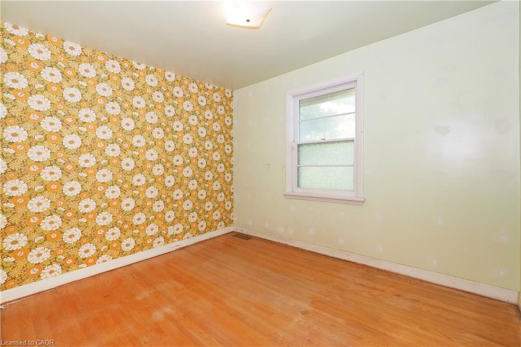 12 Oakwood Avenue Property Photo 15