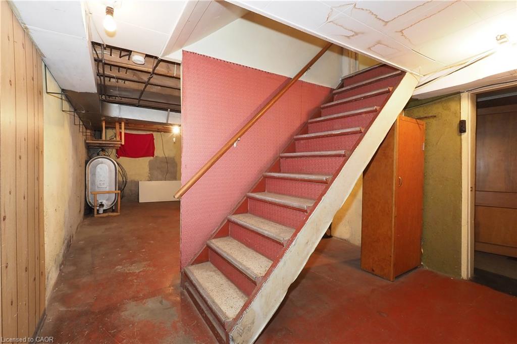 12 Oakwood Avenue Property Photo 19