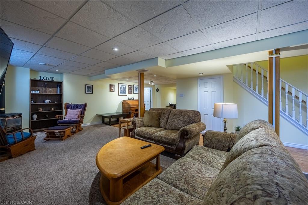 21 Kelly Drive Property Photo 23