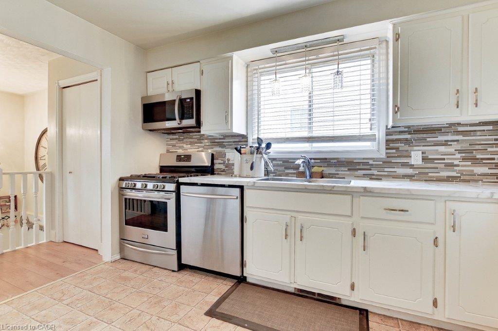 8a Yeager Avenue Property Photo 7