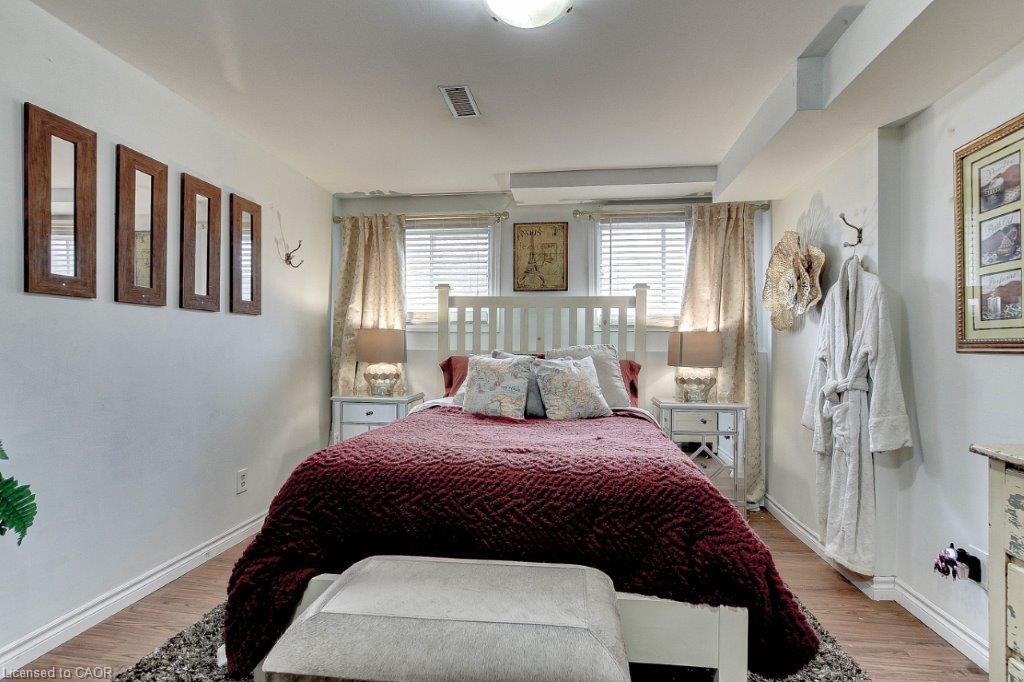 8a Yeager Avenue Property Photo 19