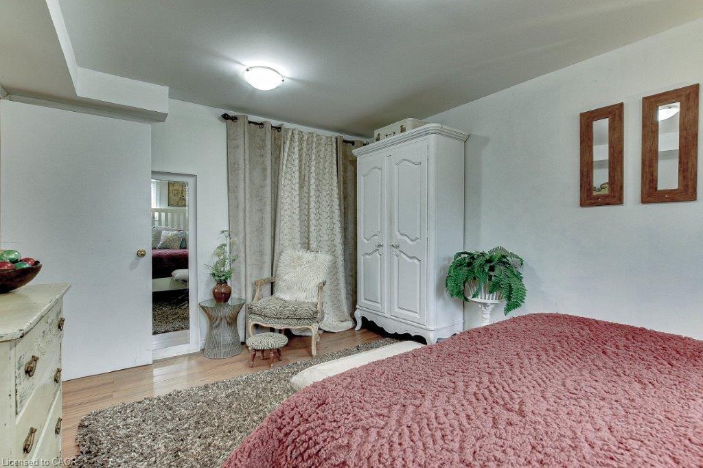 8a Yeager Avenue Property Photo 20