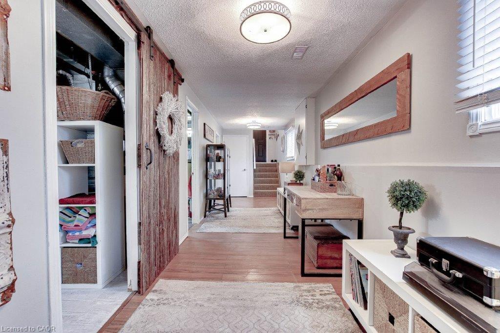 8a Yeager Avenue Property Photo 30