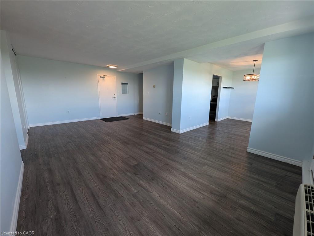 806-58 Bridgeport Road E Property Photo 9
