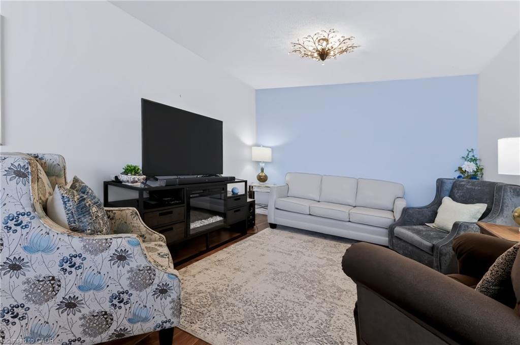 1217-700 Dynes Road Property Photo 10