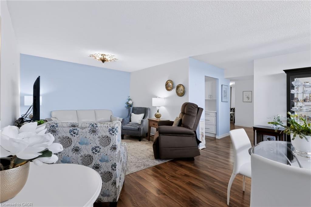 1217-700 Dynes Road Property Photo 12