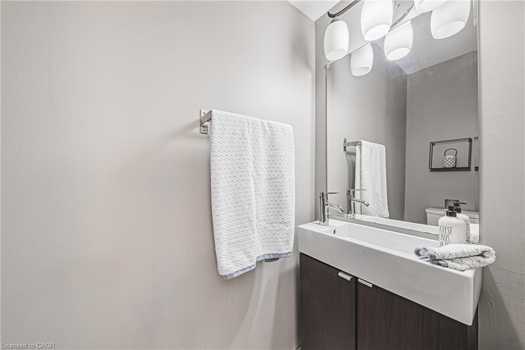 3-266 Limeridge Road E Property Photo 15