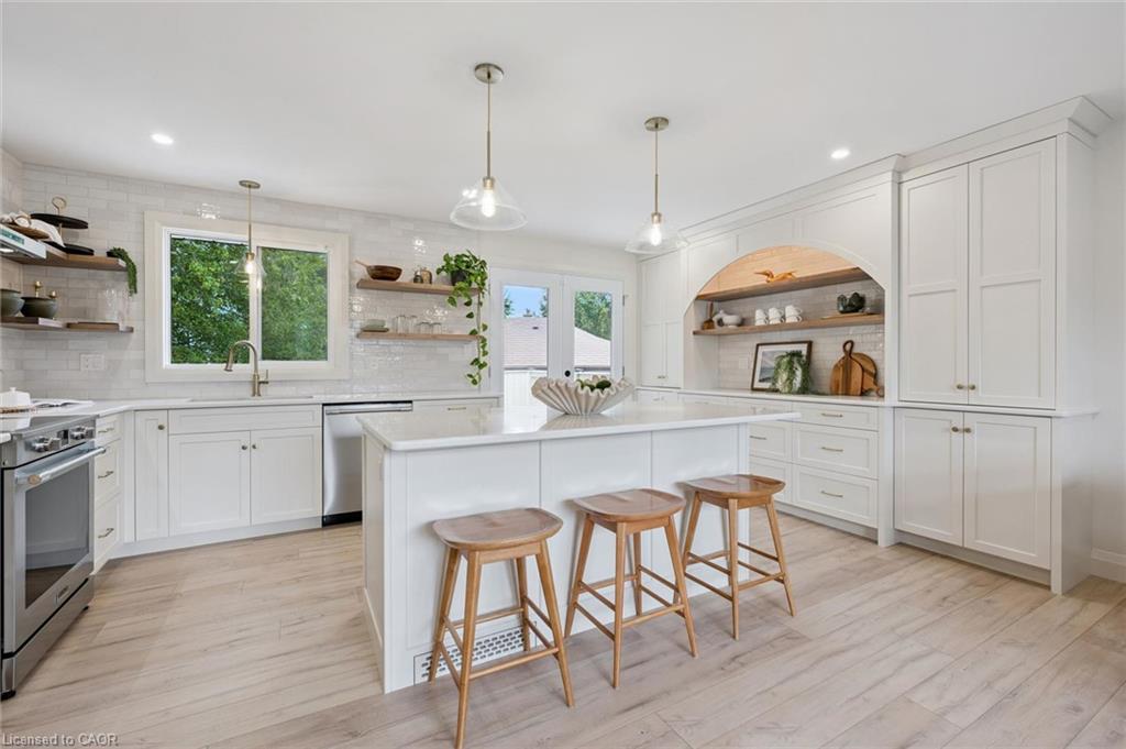 8 Christian Street Property Photo 10