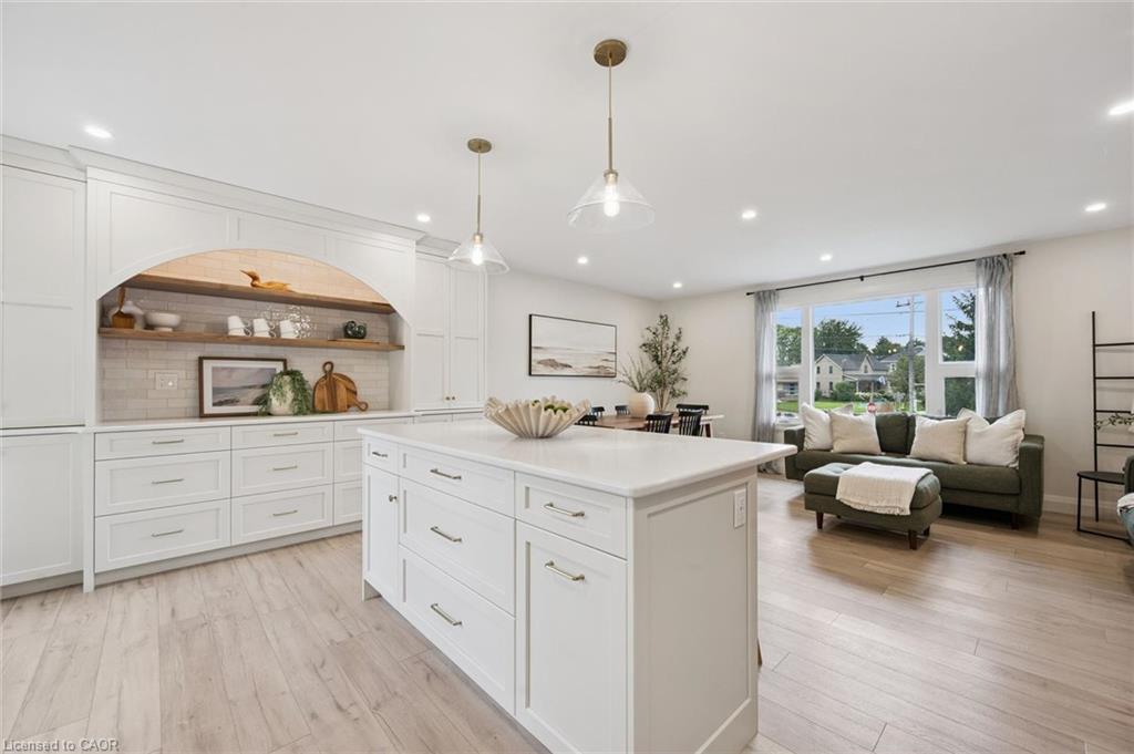 8 Christian Street Property Photo 13